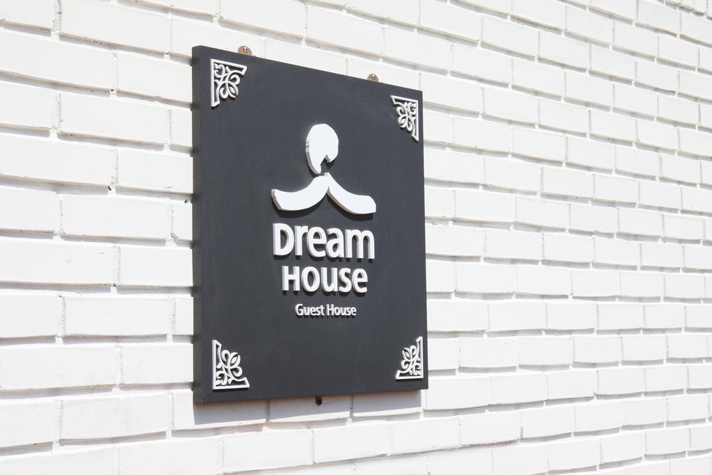 Dream House Hostel Seoul Exterior photo